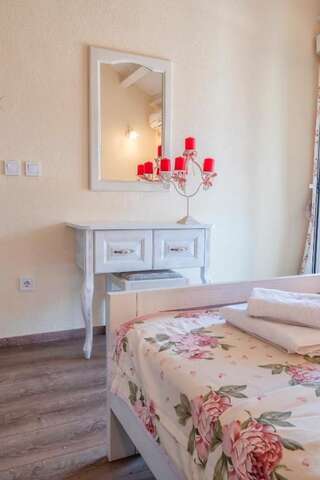 Апартаменты Marinero Apartments Будва Номер-студио с террасой-46